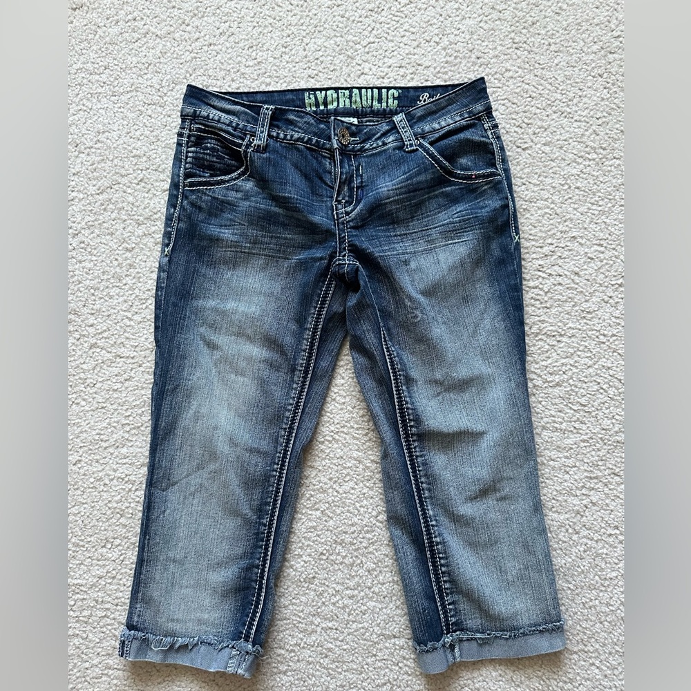 Hydraulic Women's Dark Wash Cropped Jeans